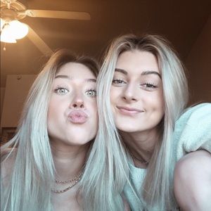 Meet your Posher, Maya